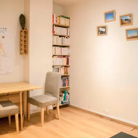 Apartment Bright 32 M With Wi-Fi Paris